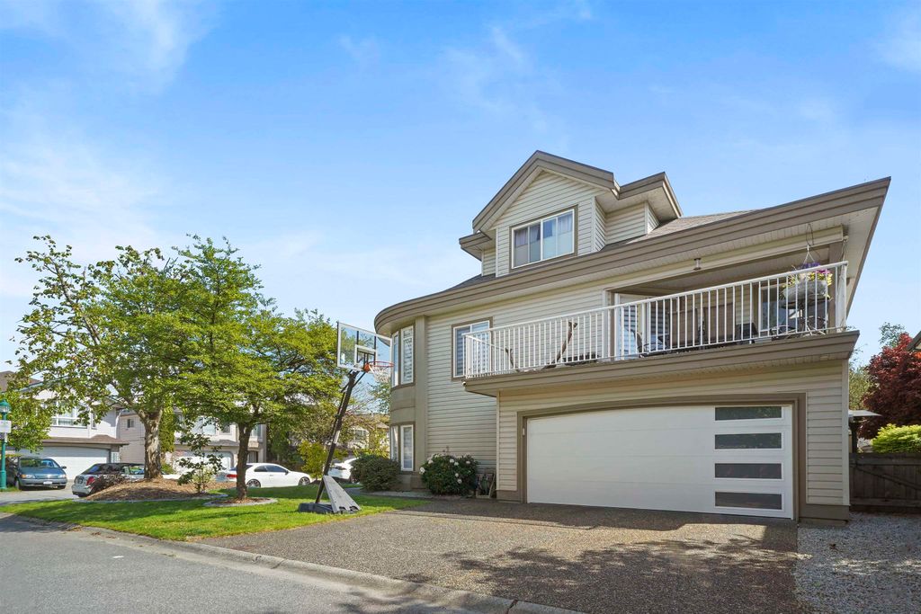 listing image 1105445476253962586