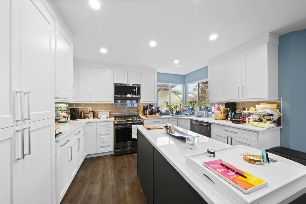 listing image 1101522787234550718