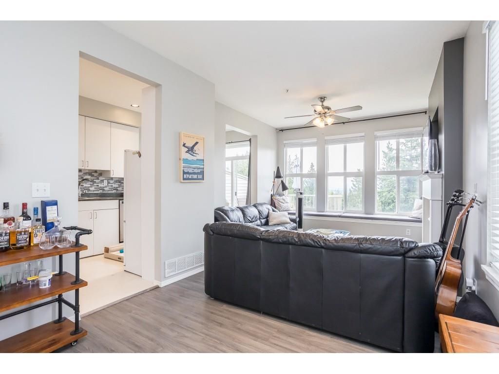 listing image 1108143818119767785