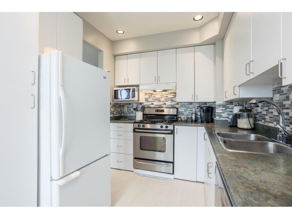 listing image 1104885486393079840