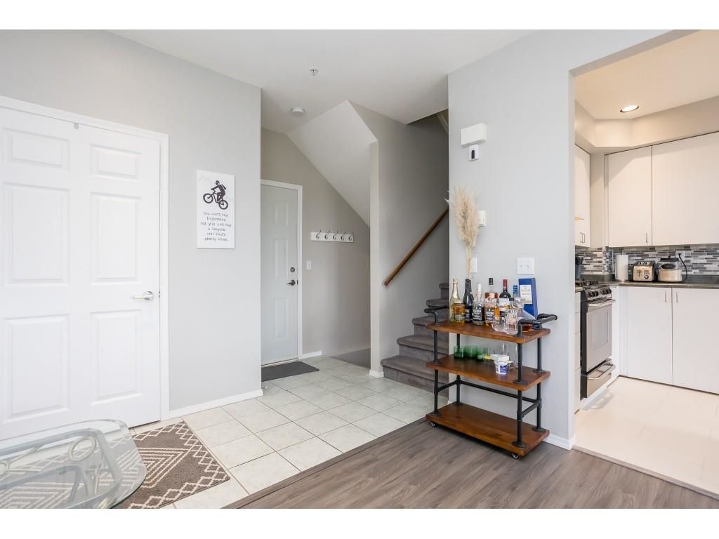 listing image 1105816158573907172