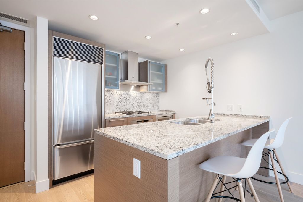 listing image 1102062020265363553