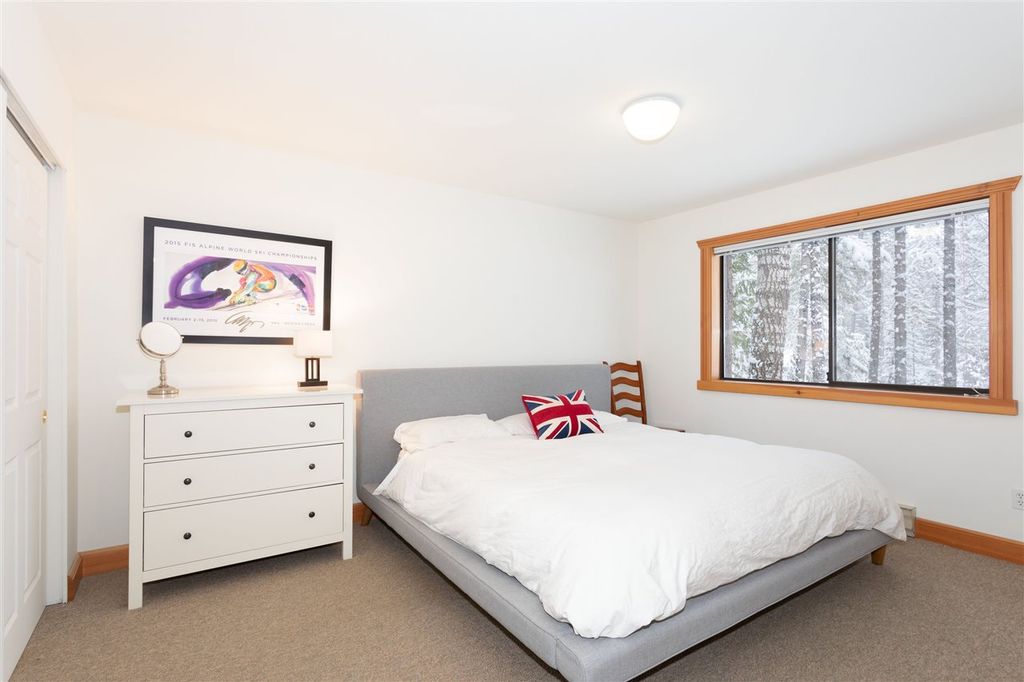 listing image 1102388068089506121