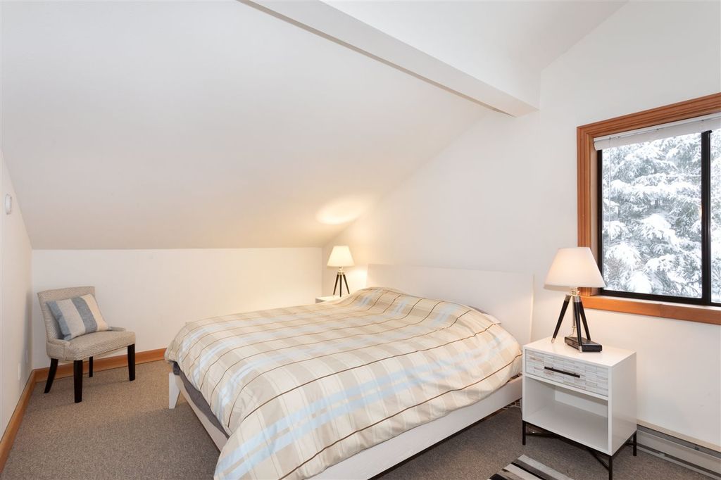 listing image 1102275965644510490