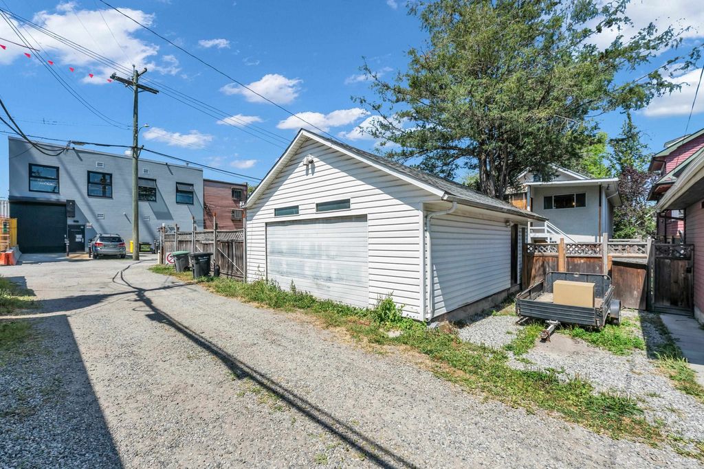 listing image 1102059517981052529