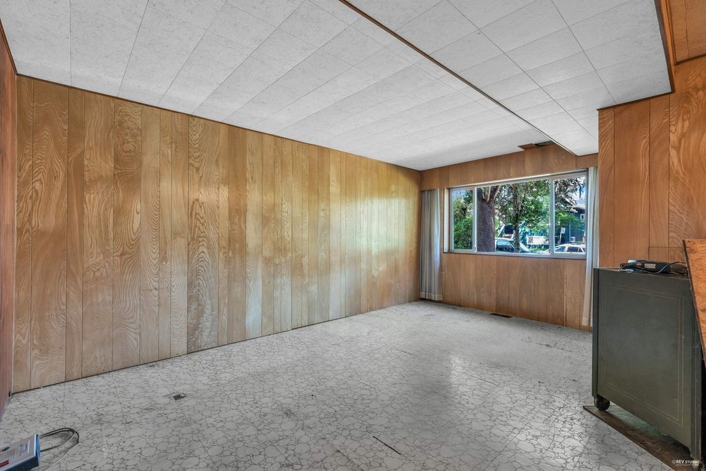 listing image 1105763630225182768