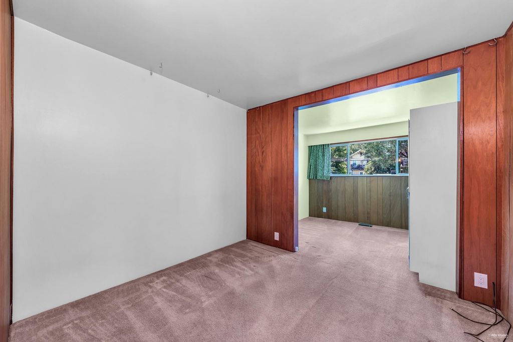 listing image 1105298196735736218