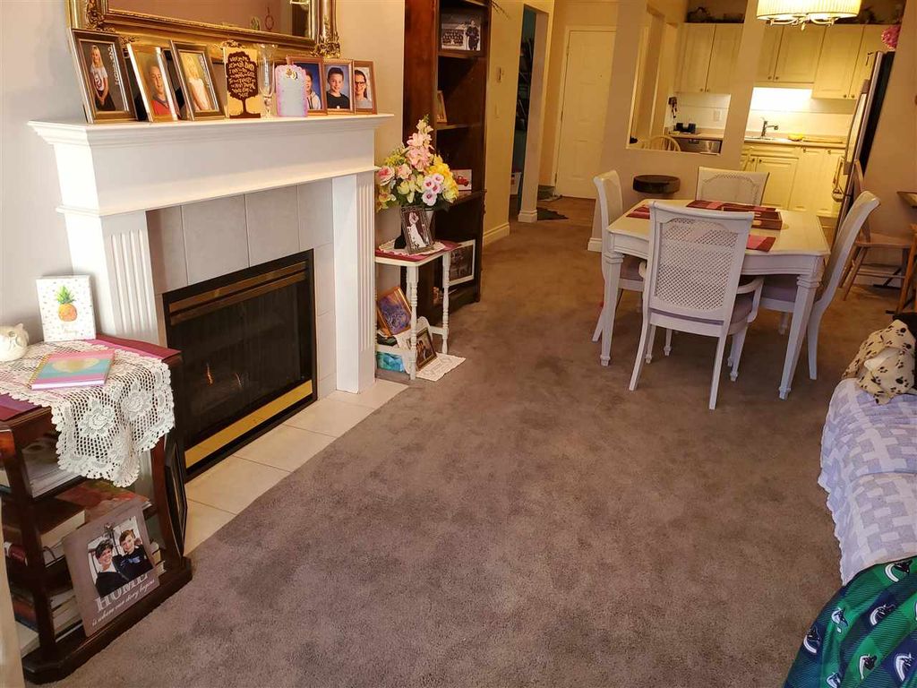 listing image 1101952457071969102