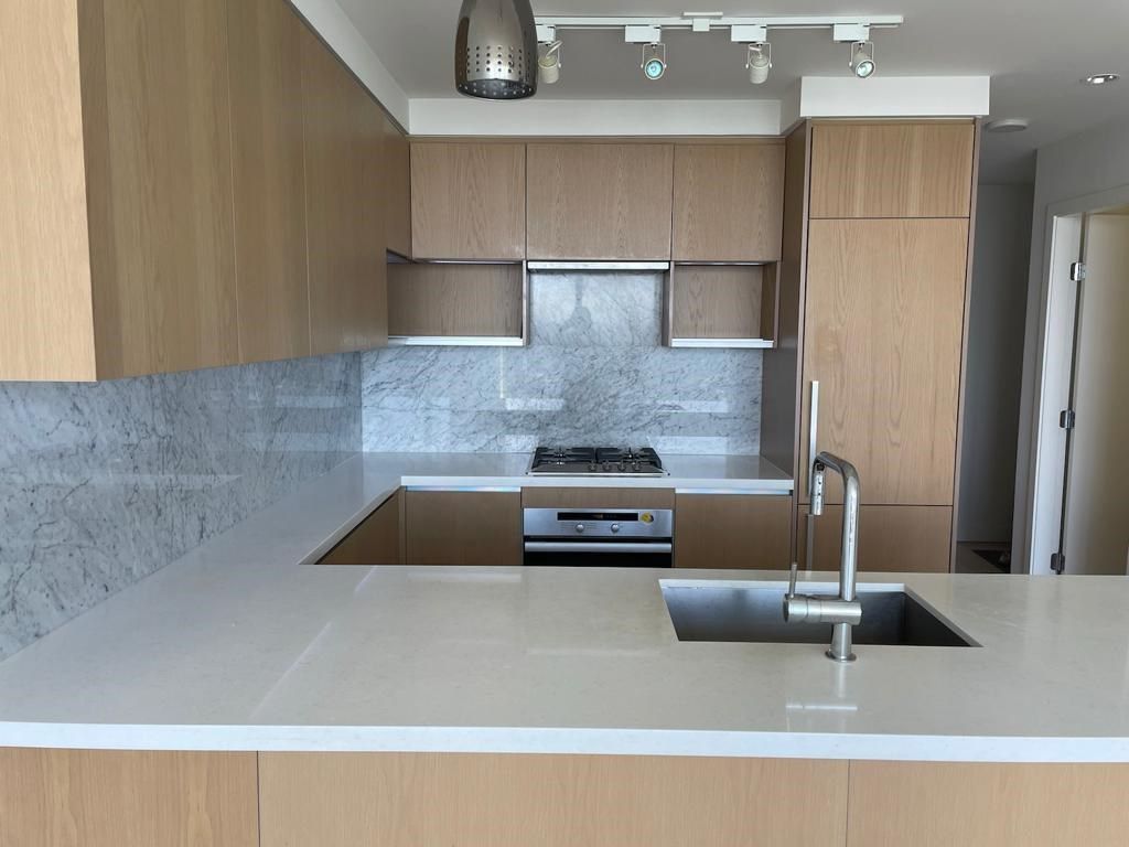 listing image 1105207015356683757