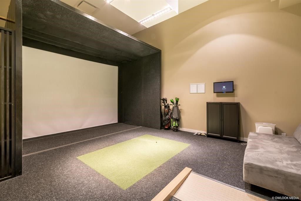 listing image 1100387479632957951