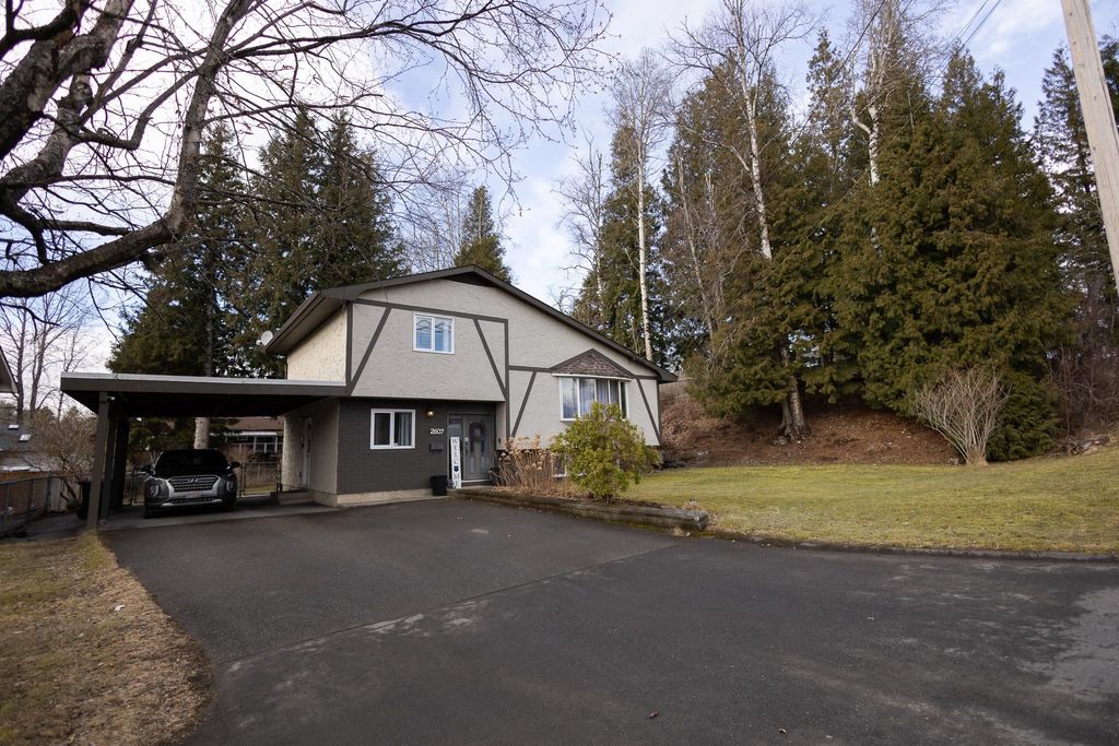 listing image 1106682822355225975