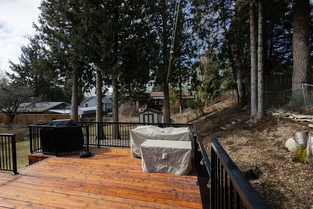 listing image 1100359984620672675