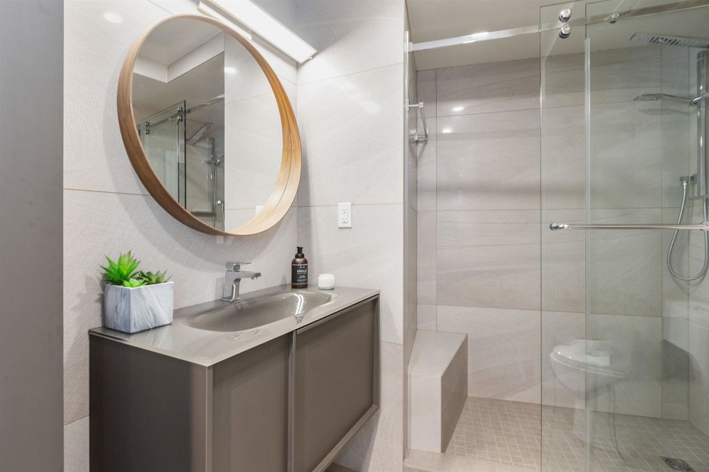 listing image 1102220677342520143