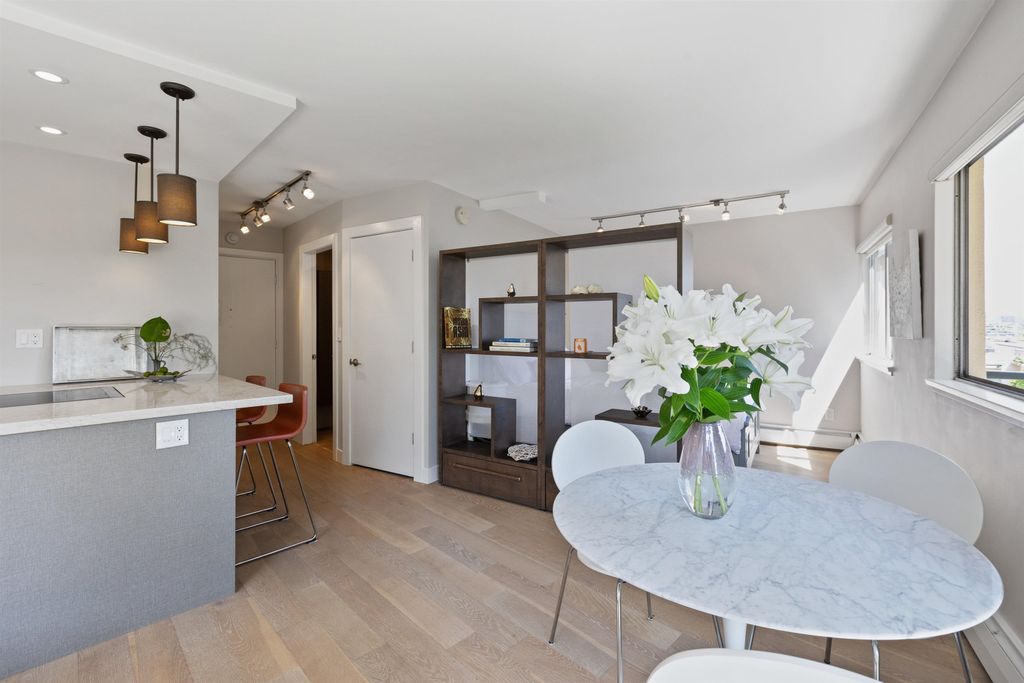 listing image 1106909730828933782