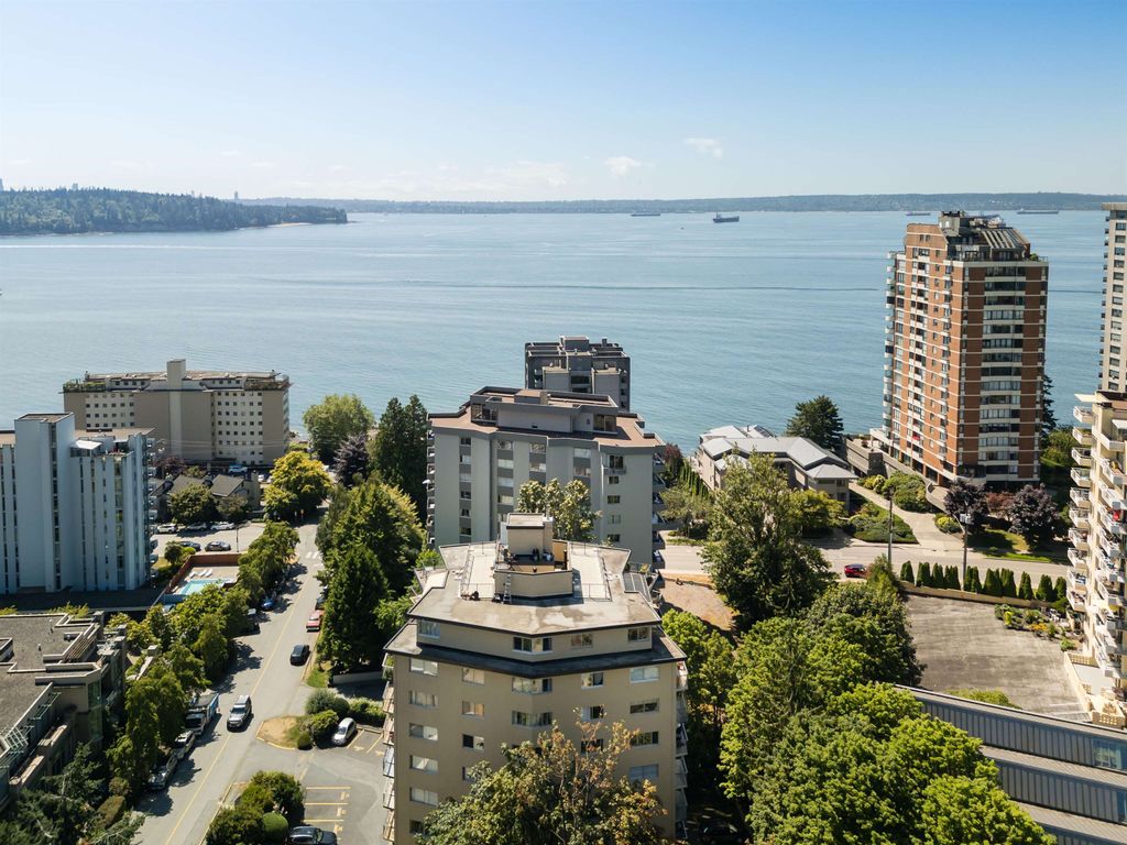 listing image 1101346349940512646