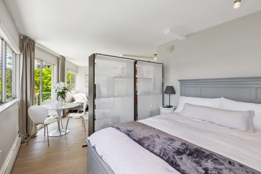 listing image 1105528933935629063