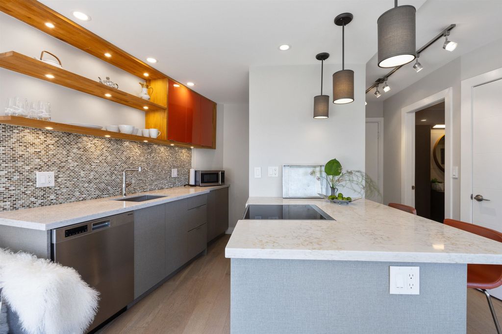 listing image 1100169042310000396