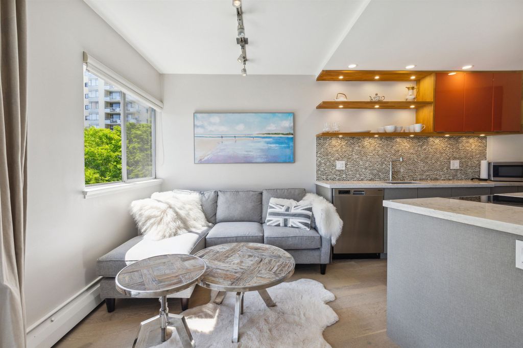 listing image 1101886212579516844