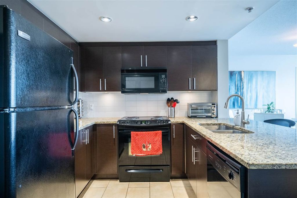listing image 1100741454600853705