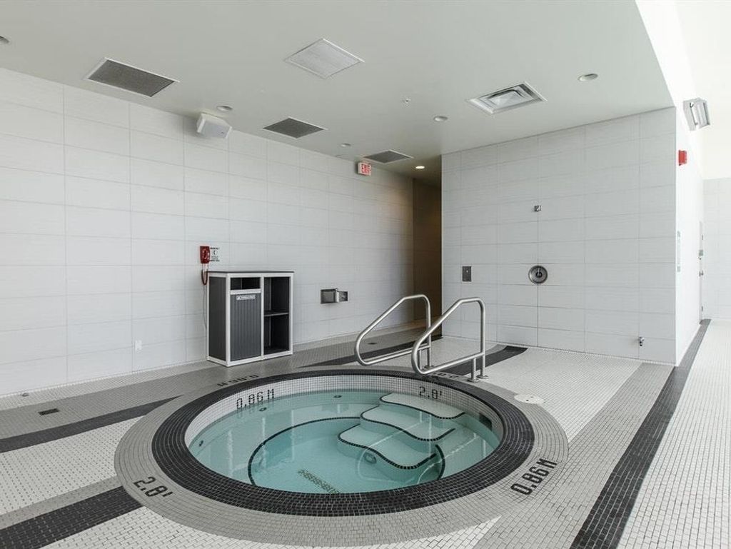 listing image 1109661898614255289