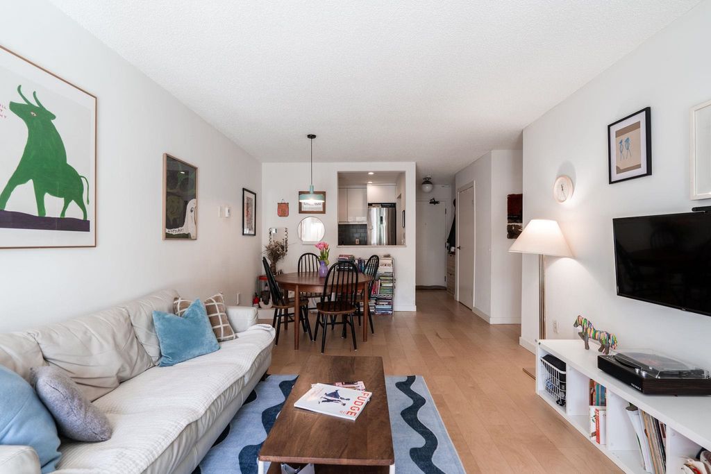 listing image 1107124777384739147