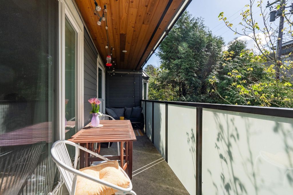 listing image 1105038880625749279