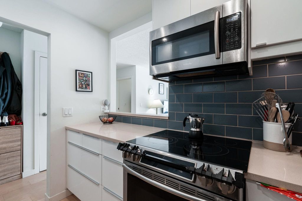 listing image 1101202914888918725