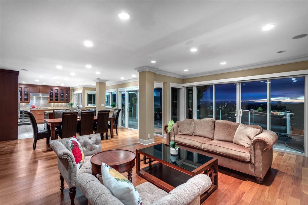 listing image 1101785953654405830