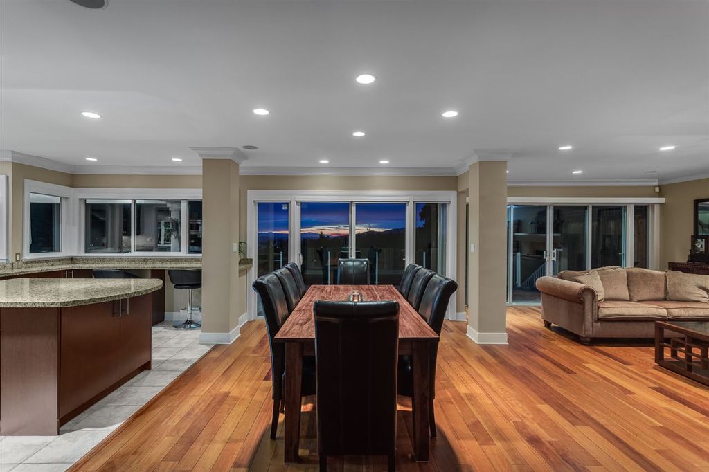 listing image 1105511342650738889