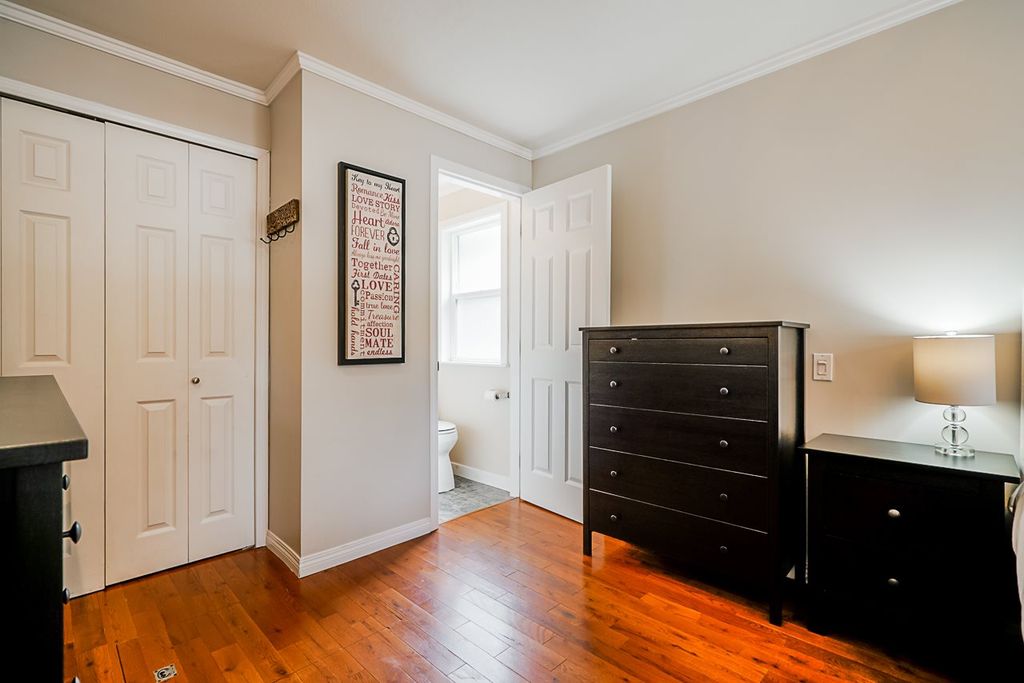 listing image 1108043568004390889