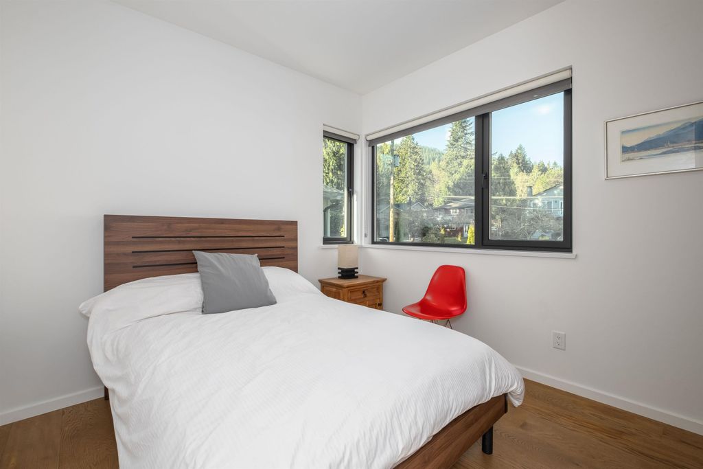 listing image 1109132556984163790