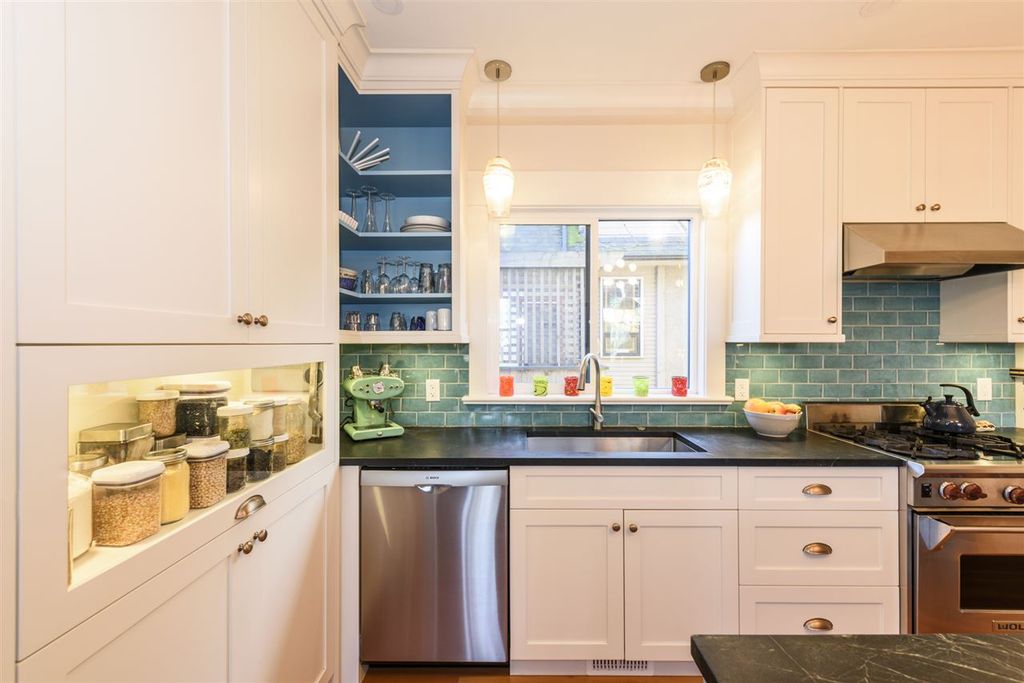 listing image 1107386121458616607