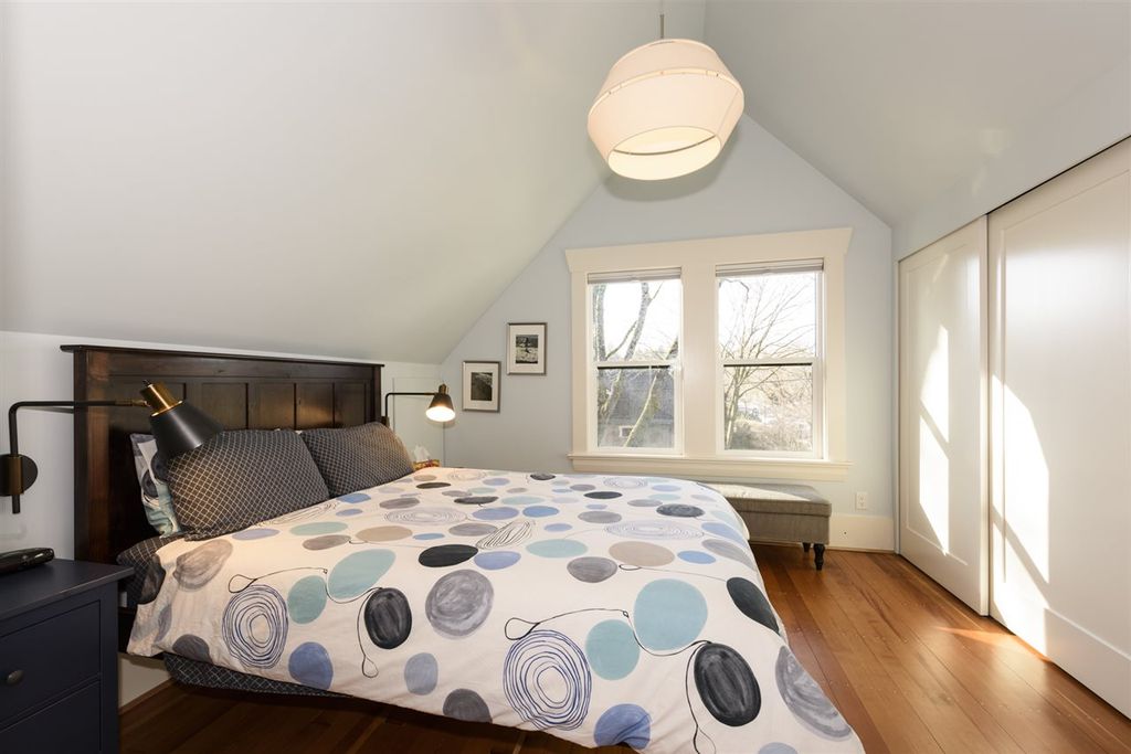 listing image 1109660127750225458
