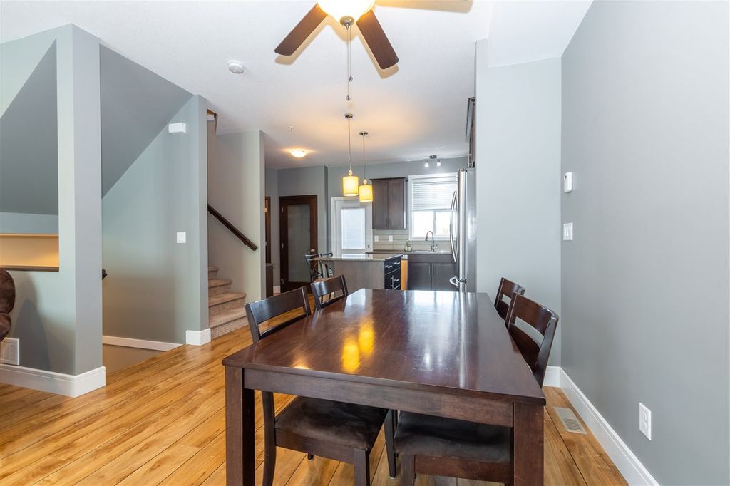 listing image 1106029183696218405