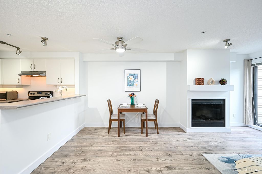listing image 1104436673036501736