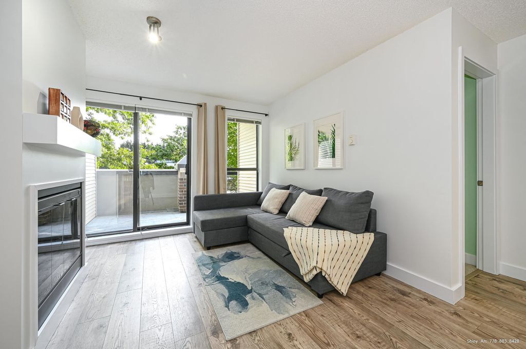 listing image 1109879628287502982