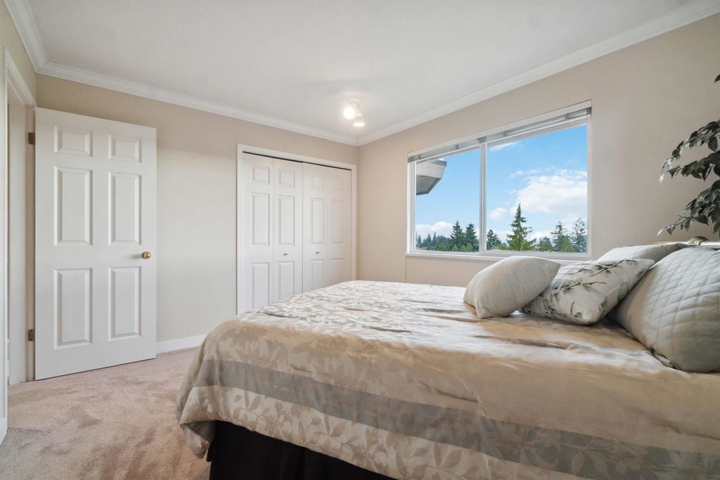 listing image 1107603732974193113