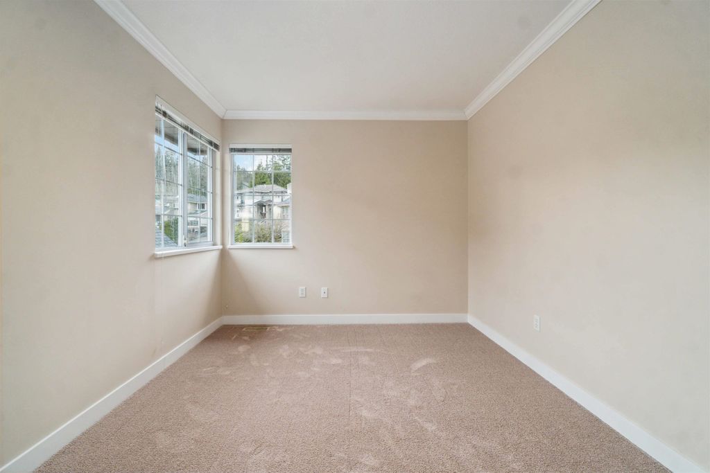 listing image 1105047212261612619