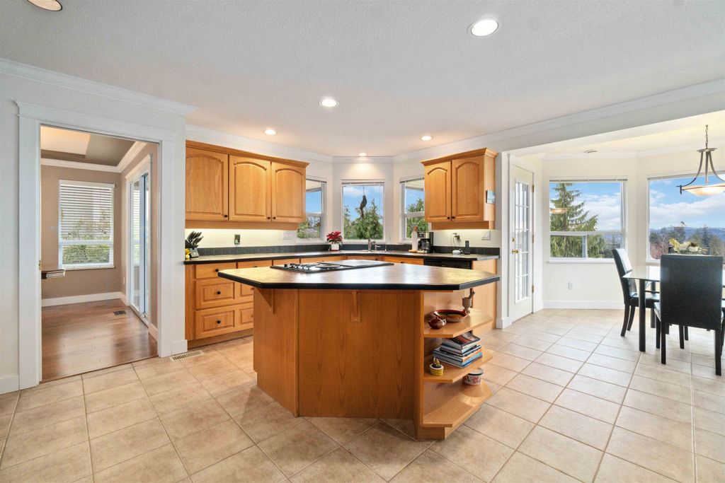 listing image 1109624046053396773