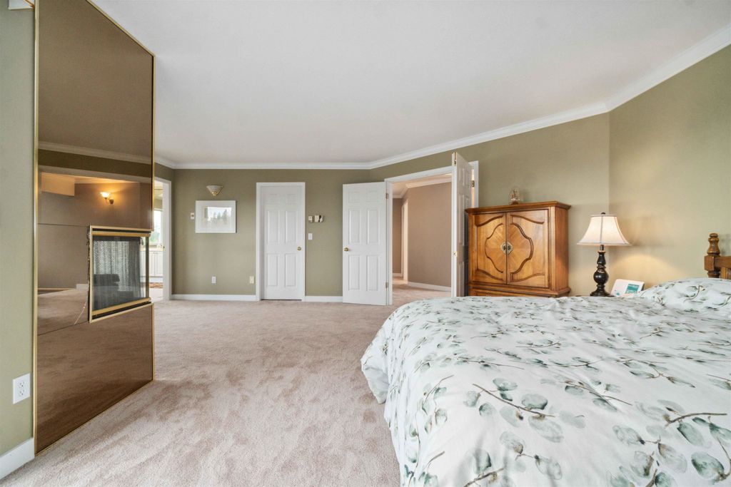 listing image 1101816438188237495