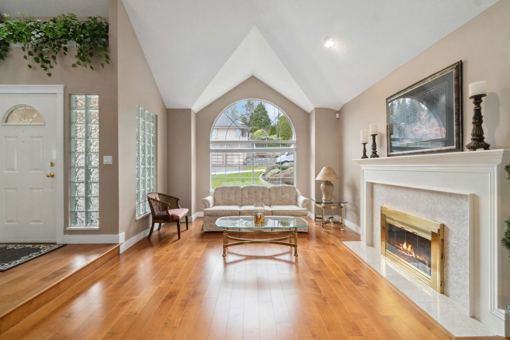 listing image 1105980705286075478