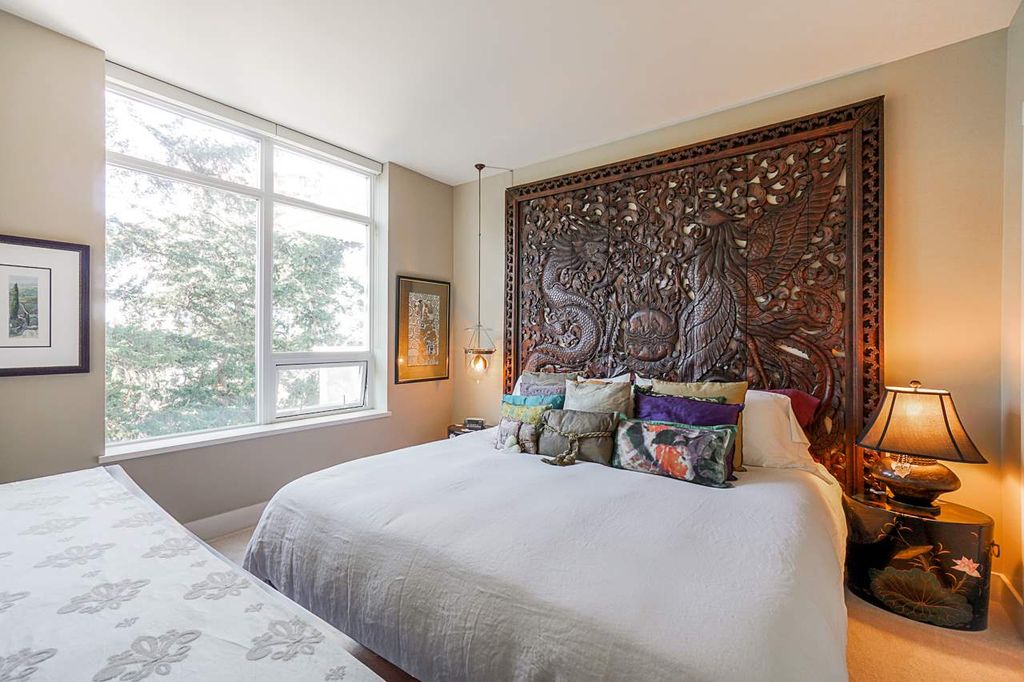 listing image 1103678469656451507