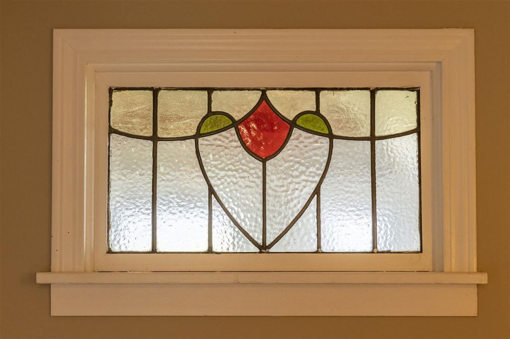 listing image 1102471981676184170