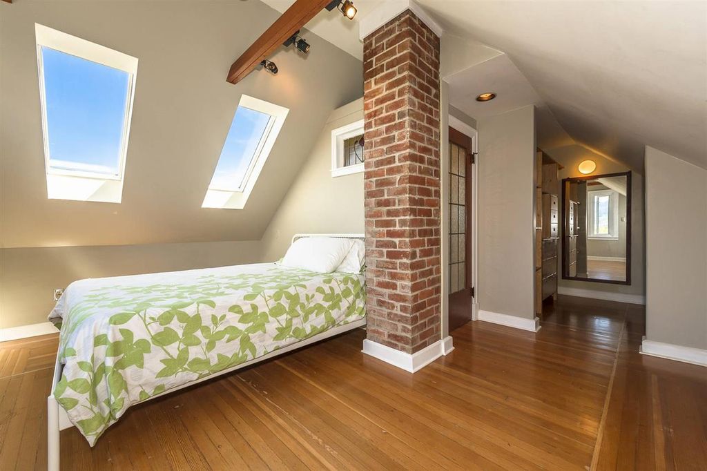 listing image 1102388730911947368