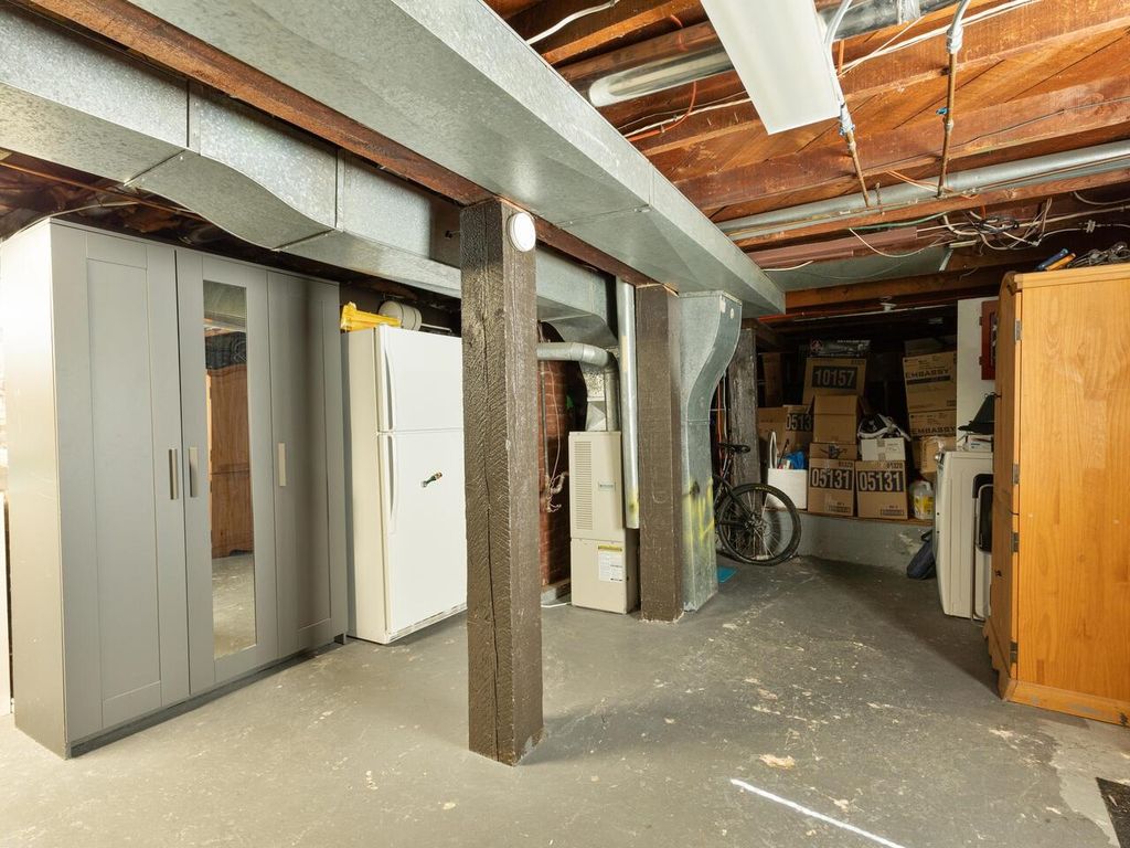 listing image 1107601687848000288