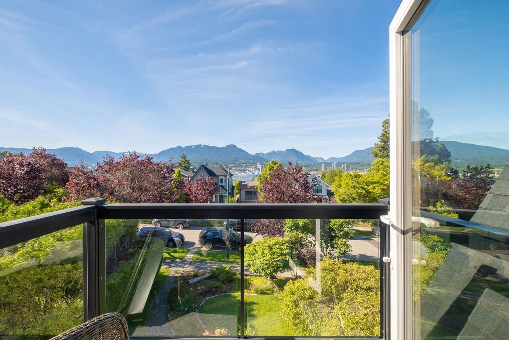 listing image 1105118710041832428