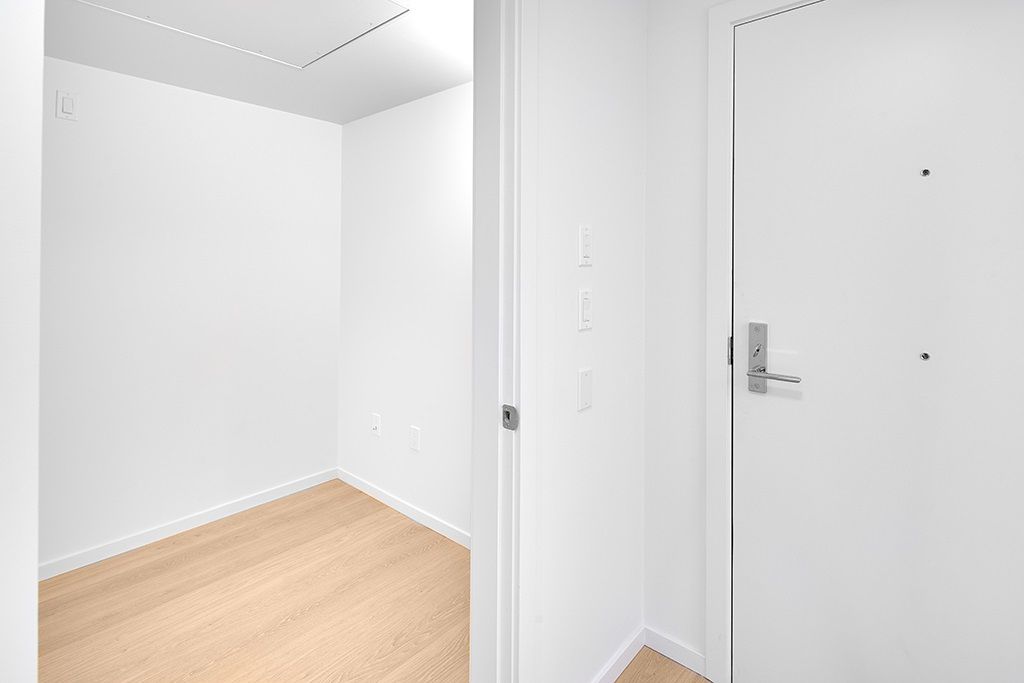 listing image 1106057041145023732