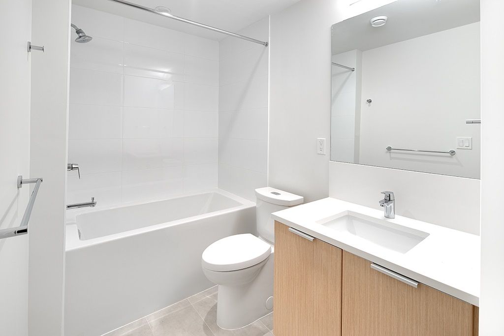 listing image 1104441580266466850