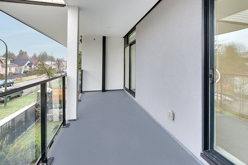 listing image 1104182264545605621