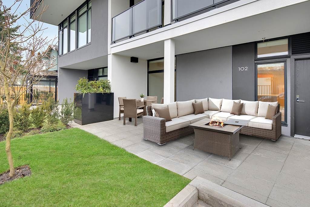 listing image 1101893930431897598